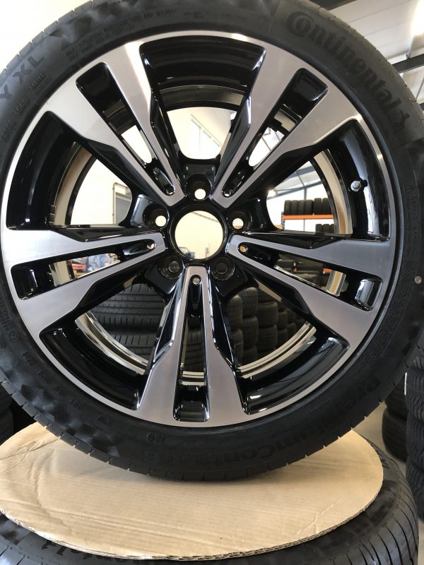 mercedes benz Banden met velgen